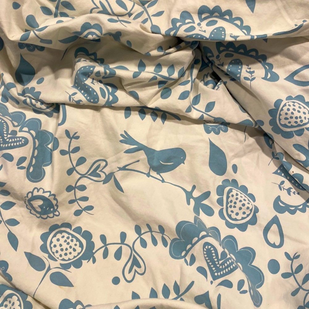 Hanna Anderson duvet cover for twin size duvet. Scandinavian style blue